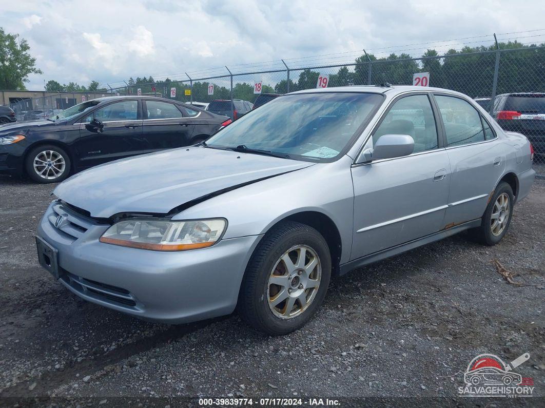 1HGCG66862A160312 2002 HONDA ACCORD photo no. 2