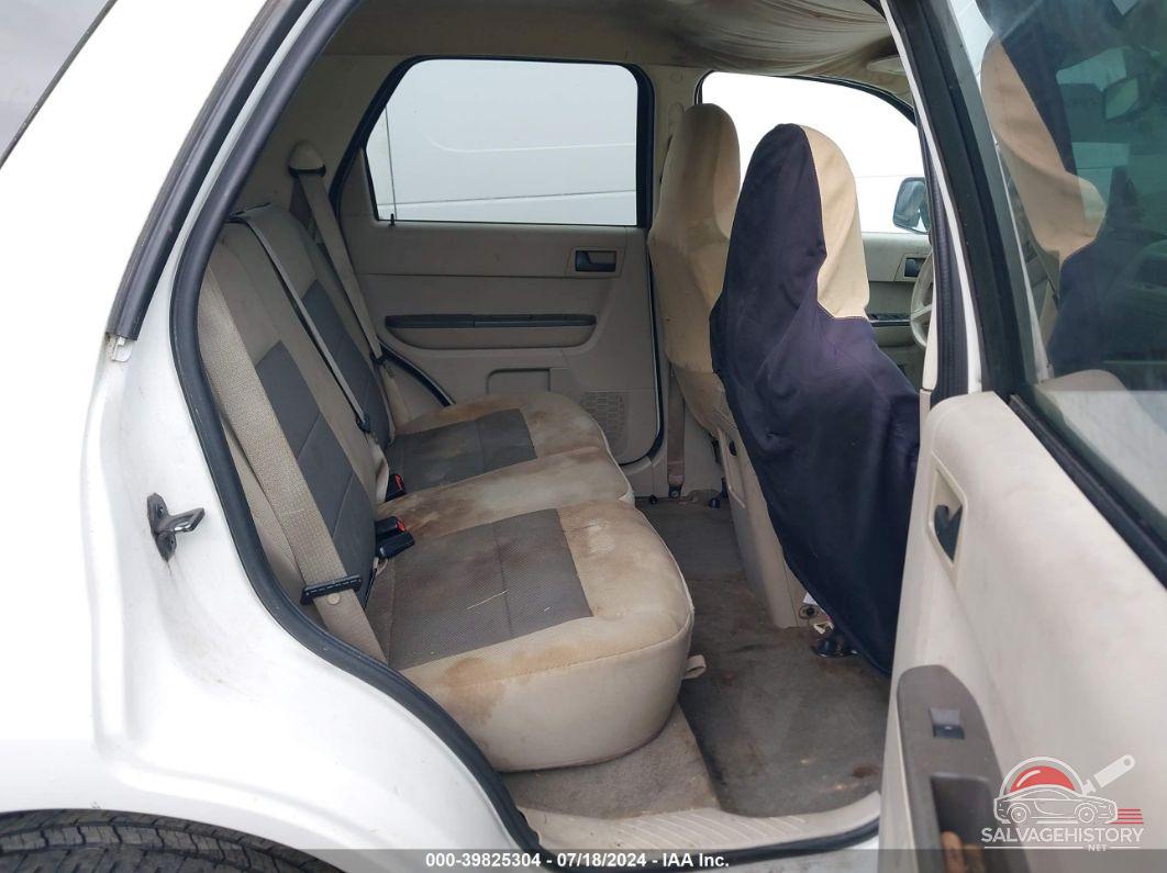 1FMCU93138KA95756 2008 FORD ESCAPE photo no. 8