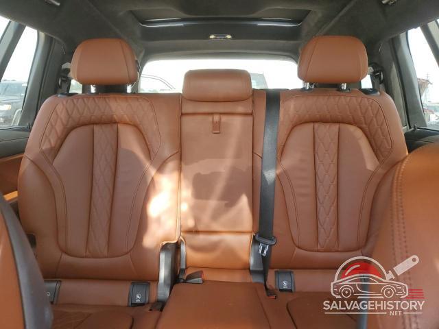 5UXCW2C0XN9J08811 2022 BMW X7 photo no. 10