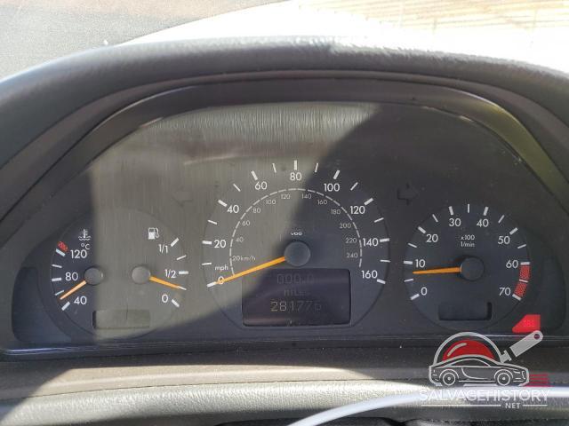 WDBLJ65G72T122258 2002 MERCEDES-BENZ CLK-CLASS photo no. 9