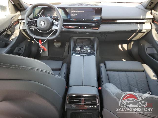WBA43FJ0XRCP97120 2024 BMW 5 SERIES photo no. 8