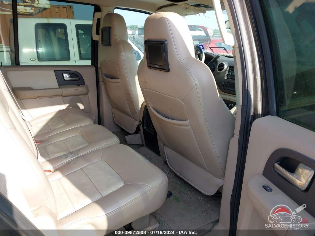 1FMRU17W14LB18599 2004 FORD EXPEDITION photo no. 8