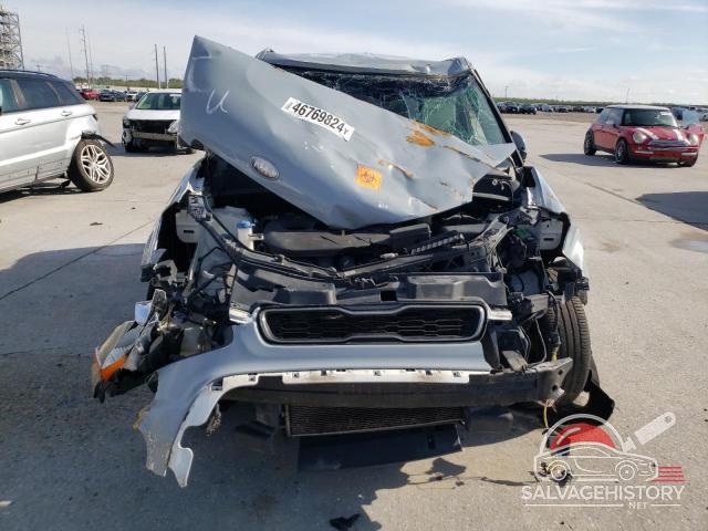 KNDJT2A63D7515355 2013 KIA SOUL photo no. 5