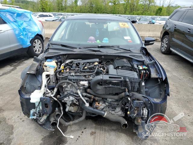 1VWAT7A38EC106387 2014 VOLKSWAGEN PASSAT photo no. 5