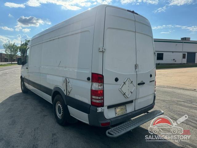 WD3PE8CBXB5590171 2011 MERCEDES-BENZ SPRINTER photo no. 3