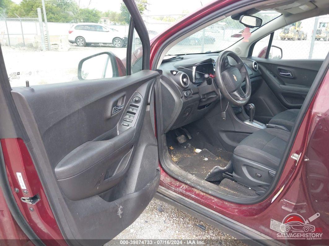 3GNCJKSB2GL257198 2016 CHEVROLET TRAX photo no. 5