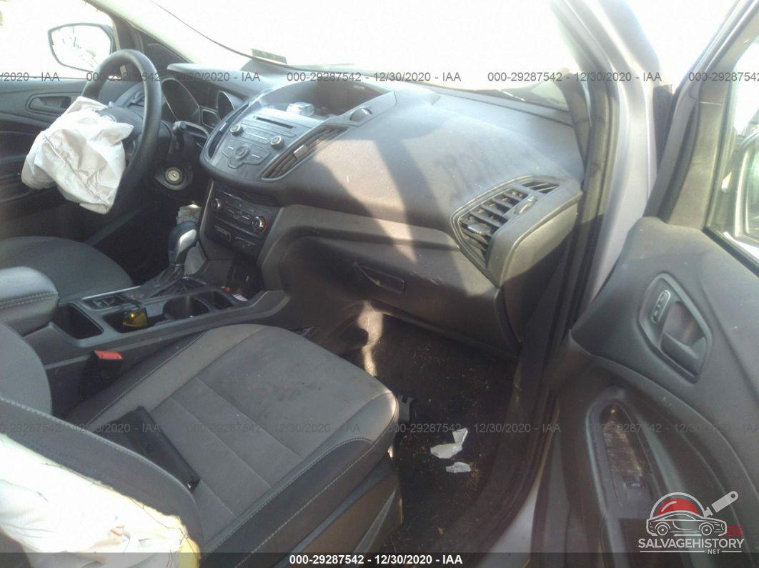 1FMCU0F76HUB97021 2017 FORD ESCAPE photo no. 5