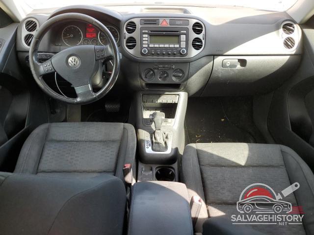 WVGAV75NX9W525866 2009 VOLKSWAGEN TIGUAN photo no. 8