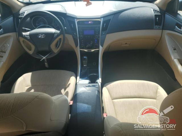 5NPEB4AC0CH483867 2012 HYUNDAI SONATA photo no. 8
