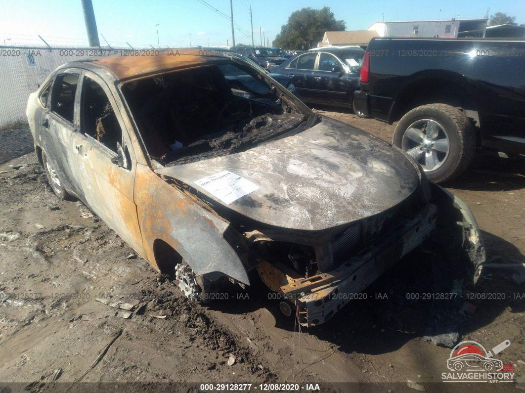 1FAHP3FN7AW205631 2010 FORD FOCUS photo no. 9