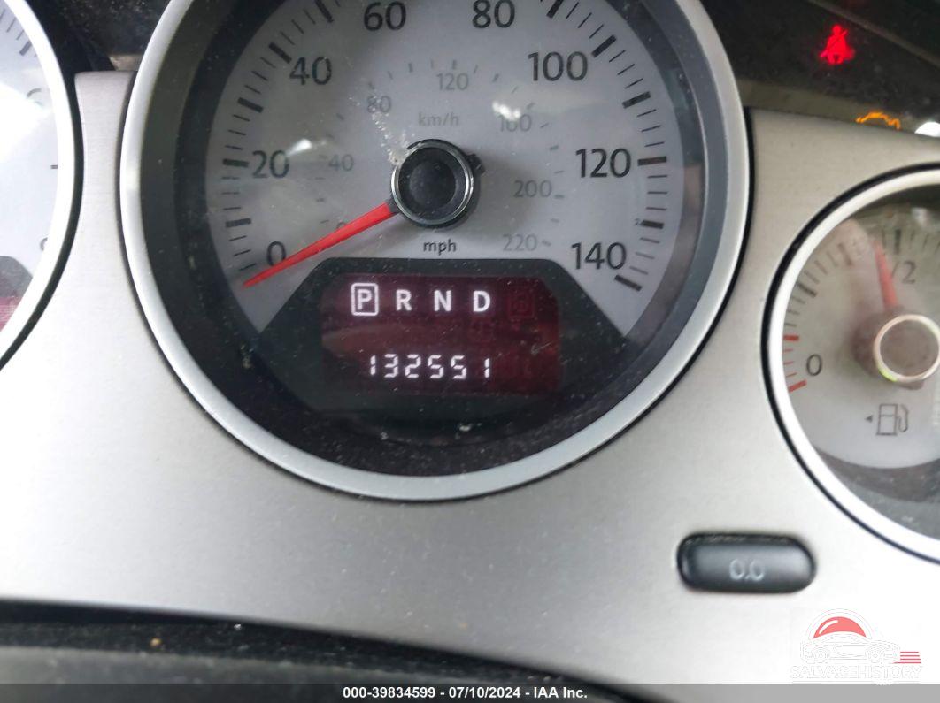 2C4RVABGXCR391905 2012 VOLKSWAGEN ROUTAN photo no. 7