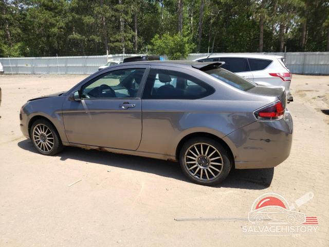 1FAHP3DN6AW152388 2010 FORD FOCUS photo no. 2