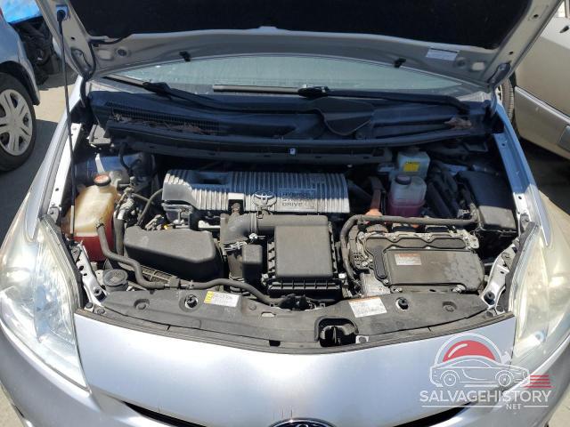 JTDKN3DU8F0476563 2015 TOYOTA PRIUS photo no. 11