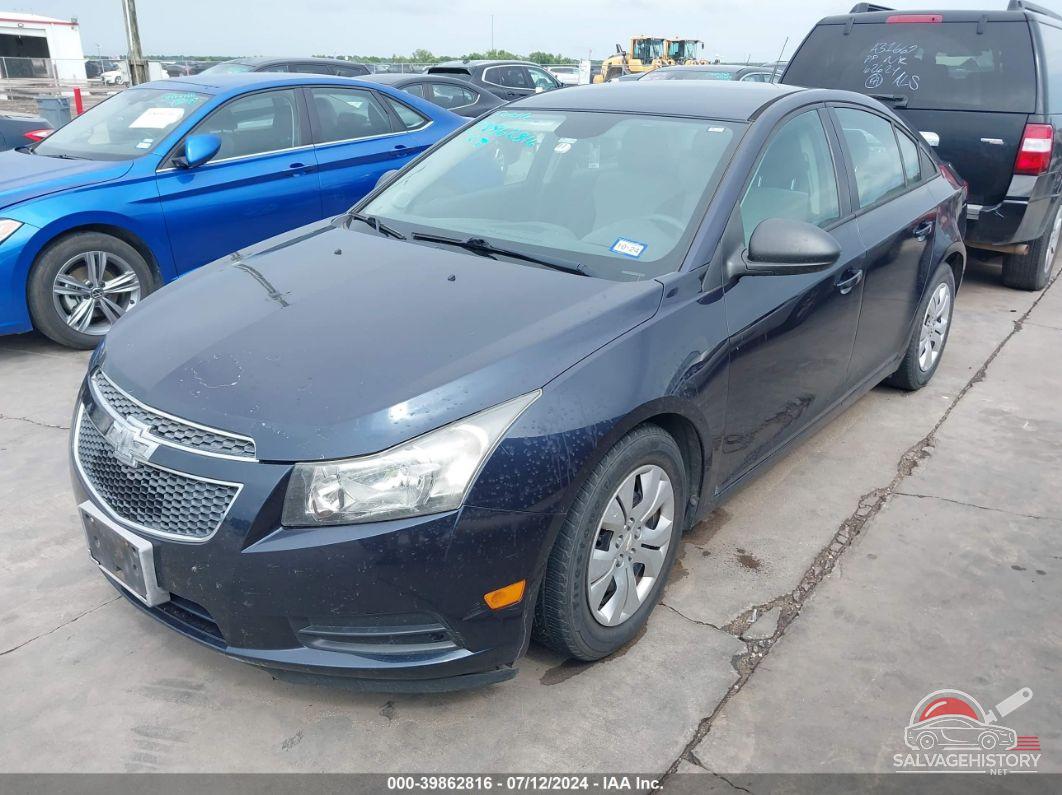 1G1PA5SH5E7189084 2014 CHEVROLET CRUZE photo no. 2