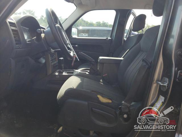 1C4PJMAK9CW216871 2012 JEEP LIBERTY photo no. 7