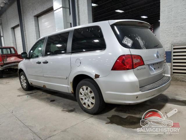 2V8HW44119R517438 2009 VOLKSWAGEN ROUTAN photo no. 2