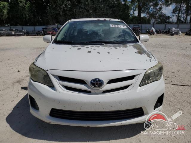5YFBU4EE9CP013557 2012 TOYOTA COROLLA photo no. 5