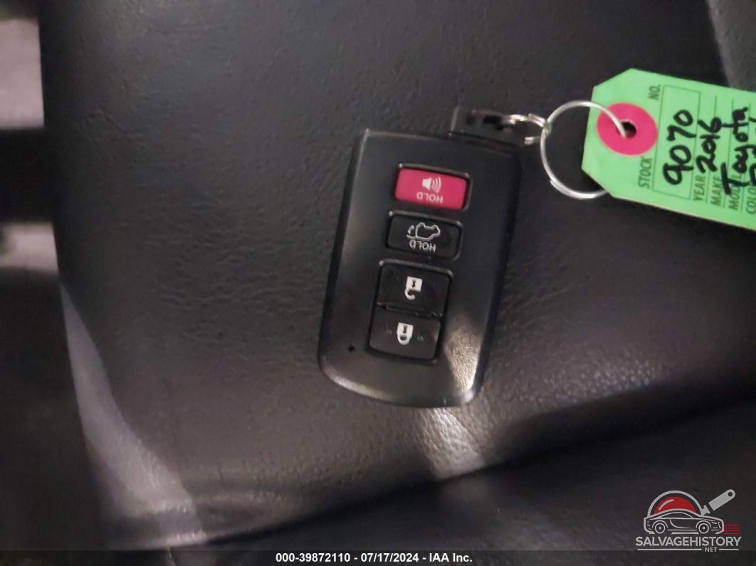 JTMDJREV1GD056894 2016 TOYOTA RAV4 HYBRID photo no. 11