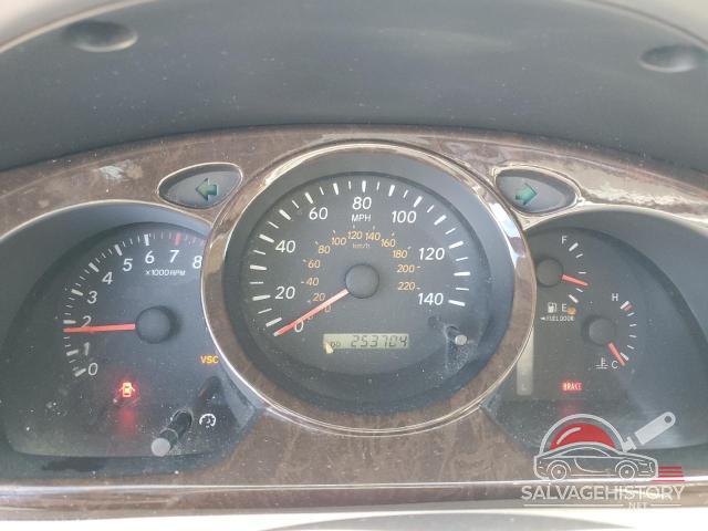 JTEHF21A230138675 2003 TOYOTA HIGHLANDER photo no. 9