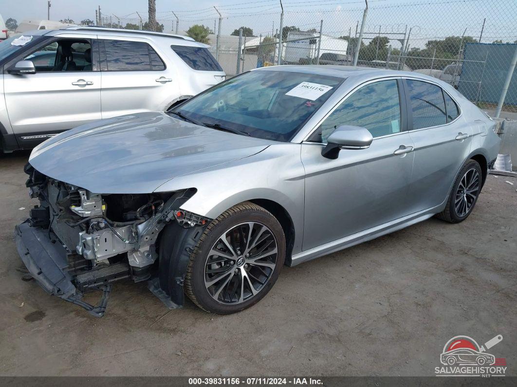 4T1M11AK0LU890853 2020 TOYOTA CAMRY photo no. 2