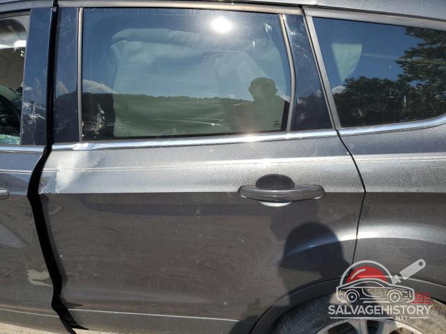 1FMCU9GD8JUA68843 2018 FORD ESCAPE photo no. 11