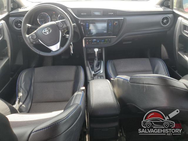 5YFBURHEXHP651381 2017 TOYOTA COROLLA photo no. 8