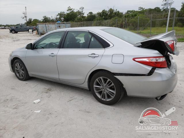 4T1BF1FK0HU422159 2017 TOYOTA CAMRY photo no. 2