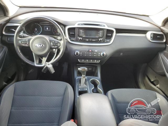 5XYPG4A32GG085325 2016 KIA SORENTO photo no. 8