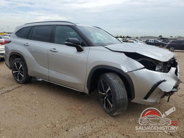 5TDLZRAH4NS103129 2022 TOYOTA HIGHLANDER photo no. 4