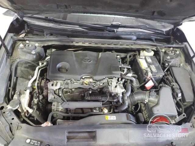 4T1B11HK3JU055601 2018 TOYOTA CAMRY photo no. 11