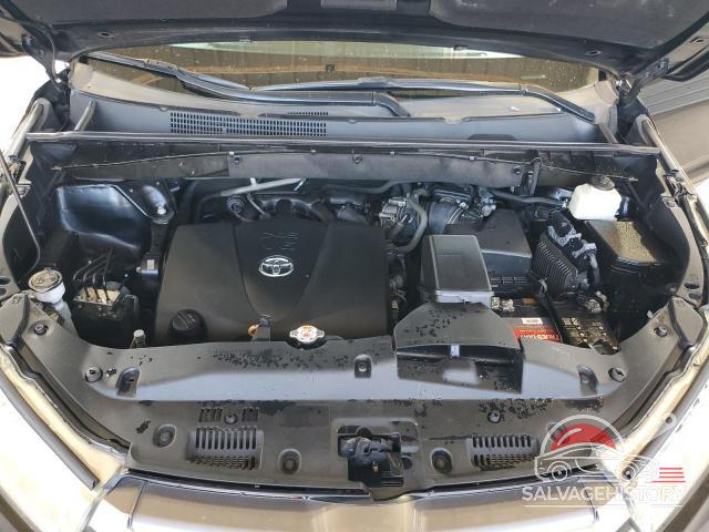 5TDJZRFH1JS550267 2018 TOYOTA HIGHLANDER photo no. 12