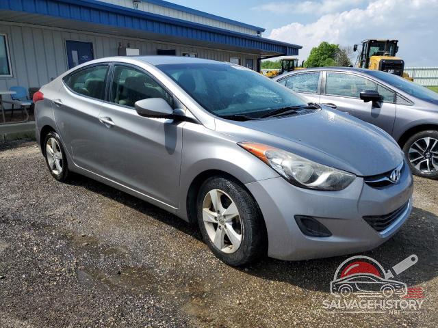 KMHDH4AE8BU109745 2011 HYUNDAI ELANTRA photo no. 4