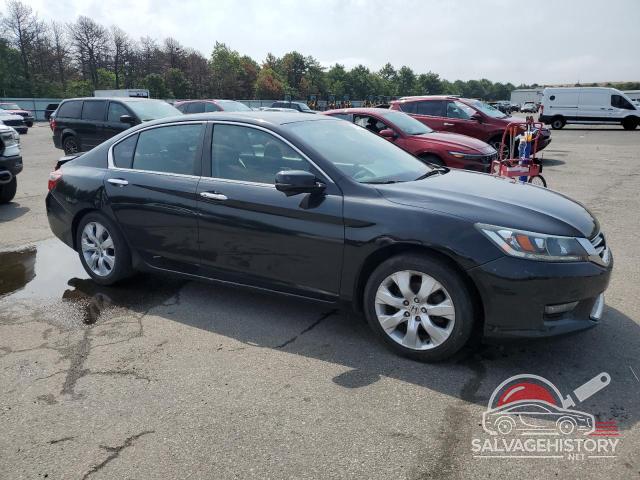 1HGCR2F73FA054013 2015 HONDA ACCORD photo no. 4