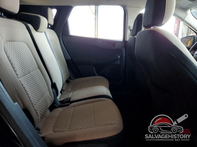 1FMCU0G64NUB00416 2022 FORD ESCAPE photo no. 10