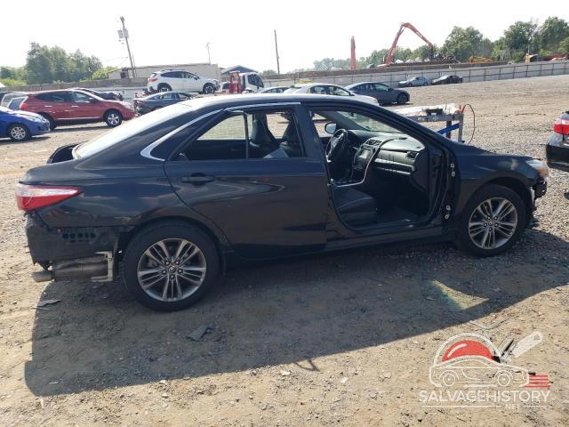4T1BF1FK7HU387118 2017 TOYOTA CAMRY photo no. 3