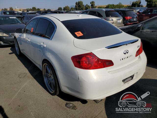 JN1CV6AP6FM500536 2015 INFINITI Q40 photo no. 2