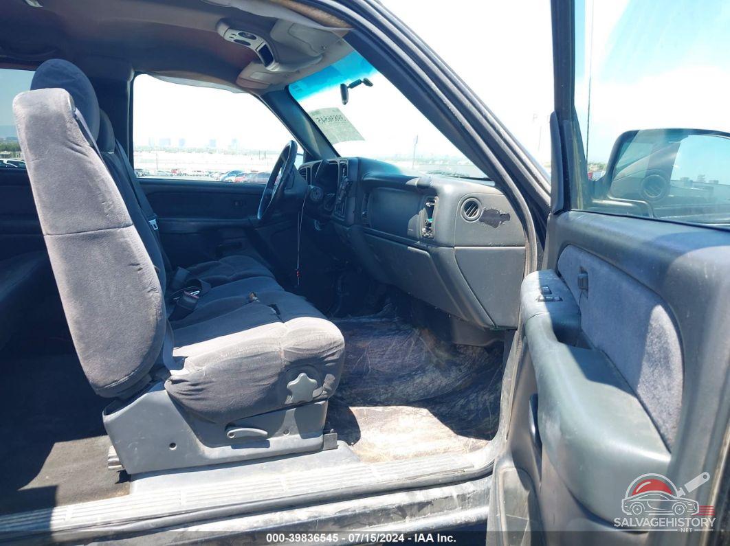 2GCEC19V911244124 2001 CHEVROLET SILVERADO 1500 photo no. 5
