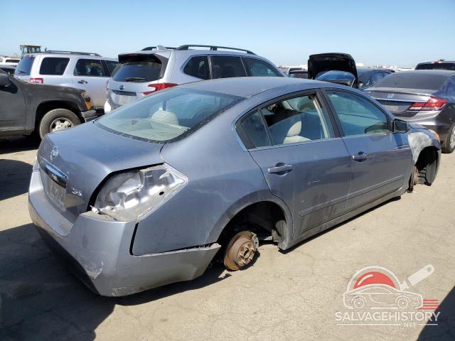 1N4AL2AP7AN441363 2010 NISSAN ALTIMA photo no. 3