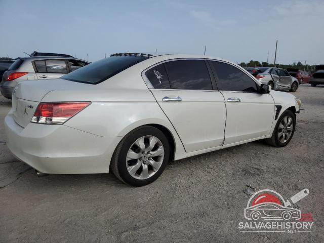 1HGCP36899A017735 2009 HONDA ACCORD photo no. 3