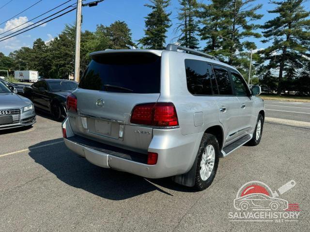JTJHY7AXXA4045275 2010 LEXUS LX570 photo no. 3