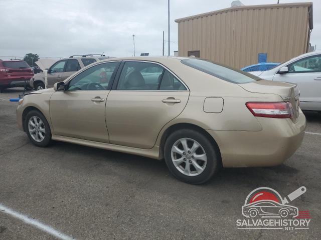 4T1BF3EK0BU753067 2011 TOYOTA CAMRY photo no. 2