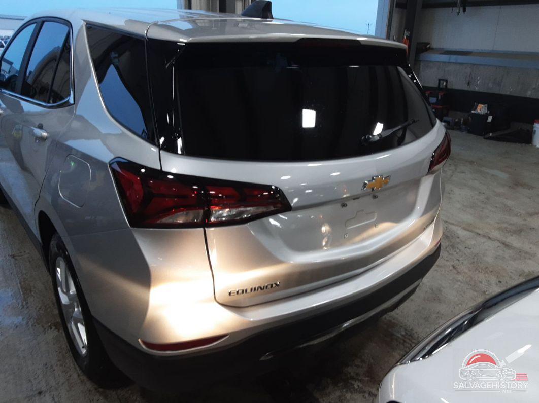 2GNAXTEV9N6121640 2022 CHEVROLET EQUINOX photo no. 5