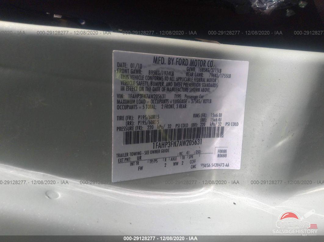 1FAHP3FN7AW205631 2010 FORD FOCUS photo no. 9