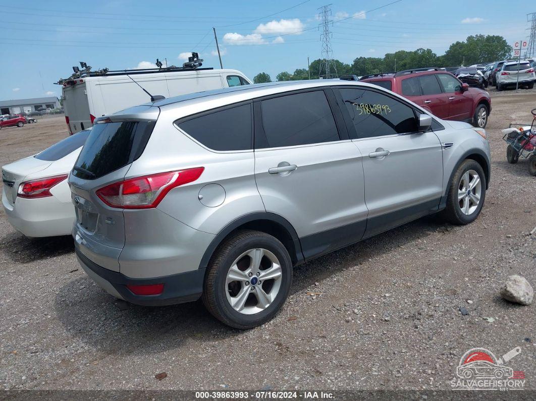 1FMCU9GX7FUB60690 2015 FORD ESCAPE photo no. 4