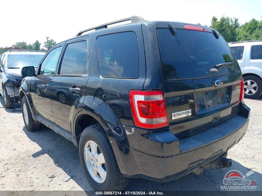 1FMCU9DGXBKA99054 2011 FORD ESCAPE photo no. 3