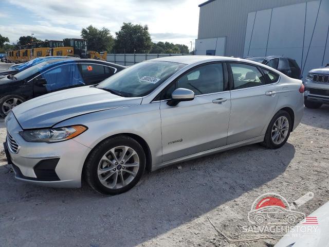 3FA6P0LUXKR241402 2019 FORD FUSION photo no. 8