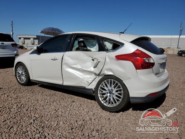 1FADP3N26DL384014 2013 FORD FOCUS photo no. 2