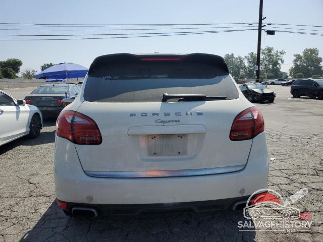 WP1AA2A20BLA05177 2011 PORSCHE CAYENNE photo no. 6