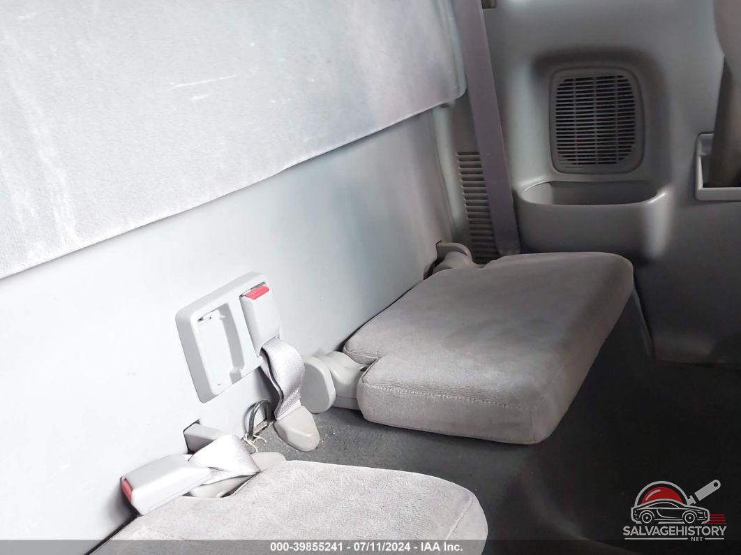 5TEWN72N31Z863194 2001 TOYOTA TACOMA photo no. 8