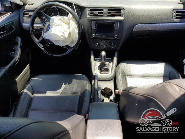 3VWD67AJ9GM254620 2016 VOLKSWAGEN JETTA photo no. 8